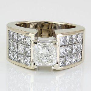 18k White Gold Princess-cut Diamond Anniversary Wedding Ring